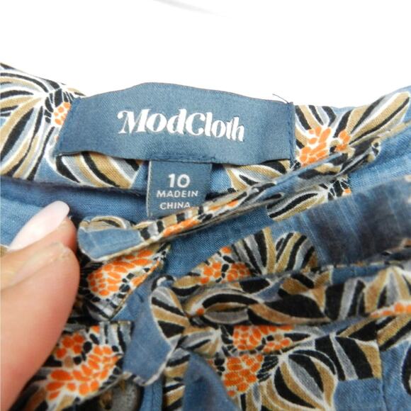ModCloth Tropical Button Front Skirt Size 10 Blue Floral Below Knee Midi Pockets - Picture 3 of 8